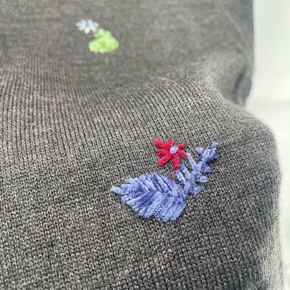 Studio Works Womens Tank Shirt Top Multicolor Floral Embroidered Acrylic Gray 2X - Picture 6 of 10